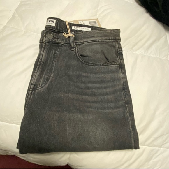 These brand  new must have jeans are brand new in great condition - Picture 8 of 9